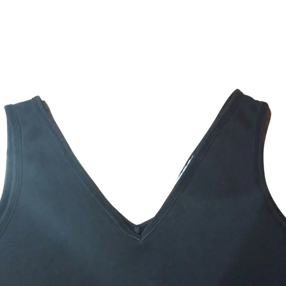JW Classic Black V-Neck Tank Top - Picture 3 of 4